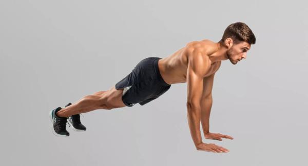 15 упражнений с собственным весом для мужчин 15 упражнений с собственным весом для мужчин